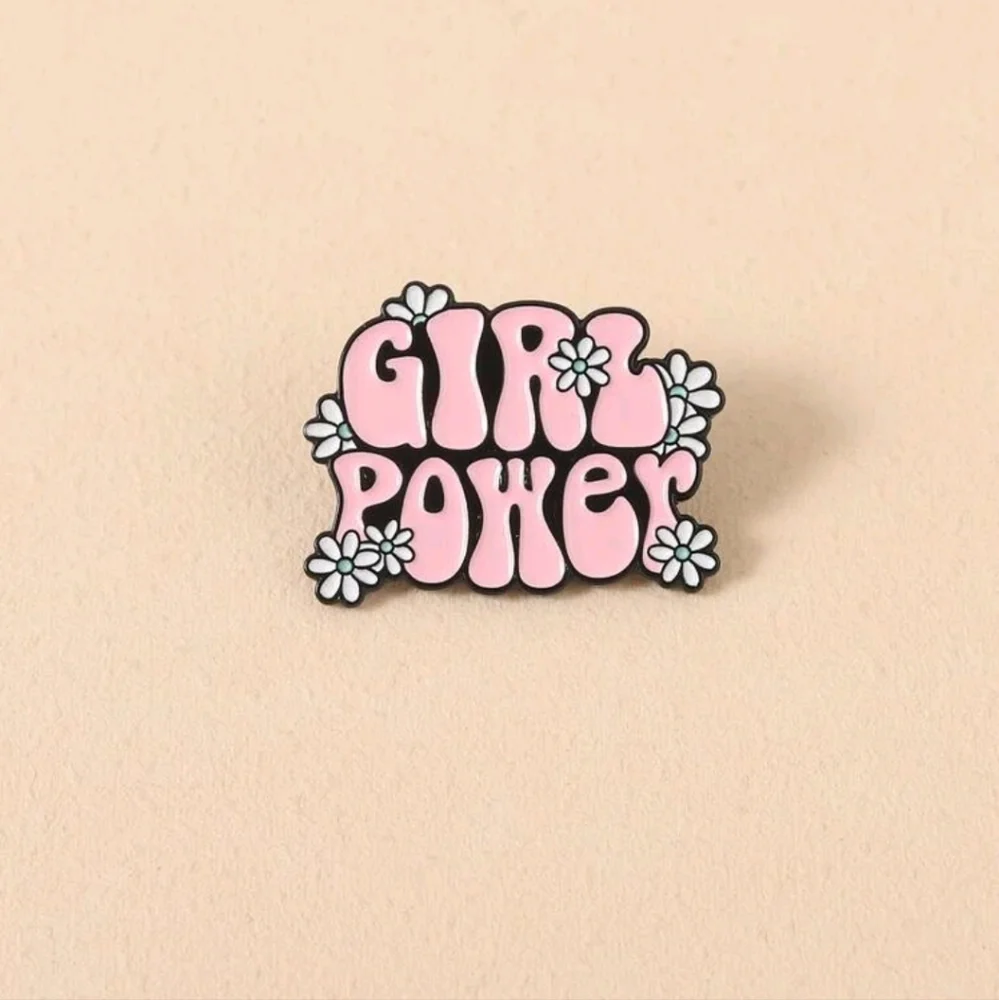 Girl Power pin - Picture 1 of 2